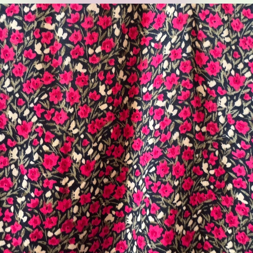 Banana Republic Pink Floral Blouse - Picture 3 of 5